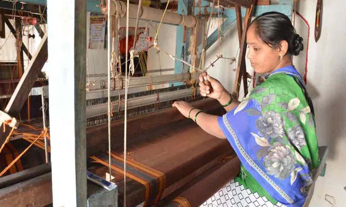 Hyderabad: अखिल भारतीय पद्मशाली संघम ने हथकरघा क्षेत्र के लिए 1000 करोड़ रुपये का बजट मांगा