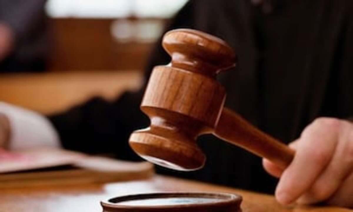 UP NEWS: हलाल उत्पादों पर प्रतिबंध पर SC ने केंद्र, यूपी को नोटिस जारी किया