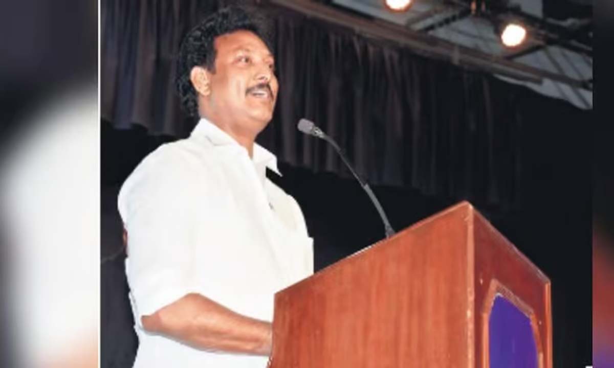 TN Education Minister: समाज के निर्माण में माता-पिता शिक्षकों के समान भूमिका निभाएं
