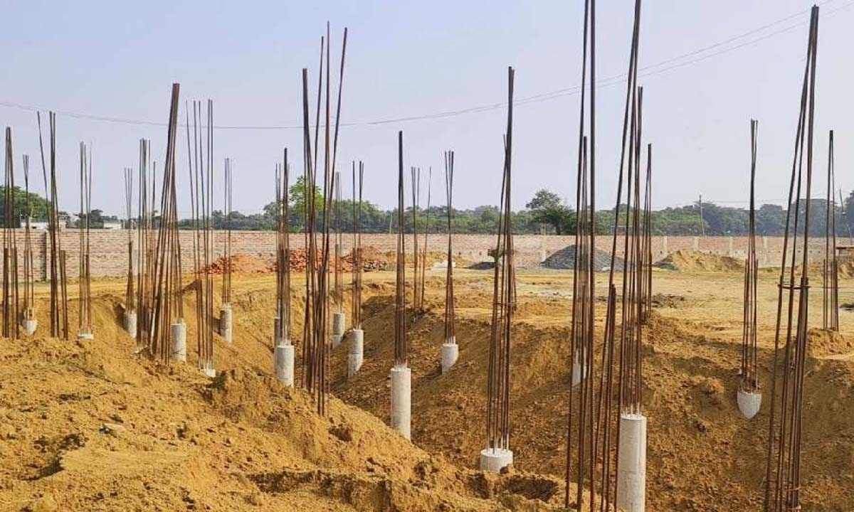 Calcutta: बीरभूम जिला प्रशासन ने कोपई नदी के किनारे 'अवैध' निर्माण रोका