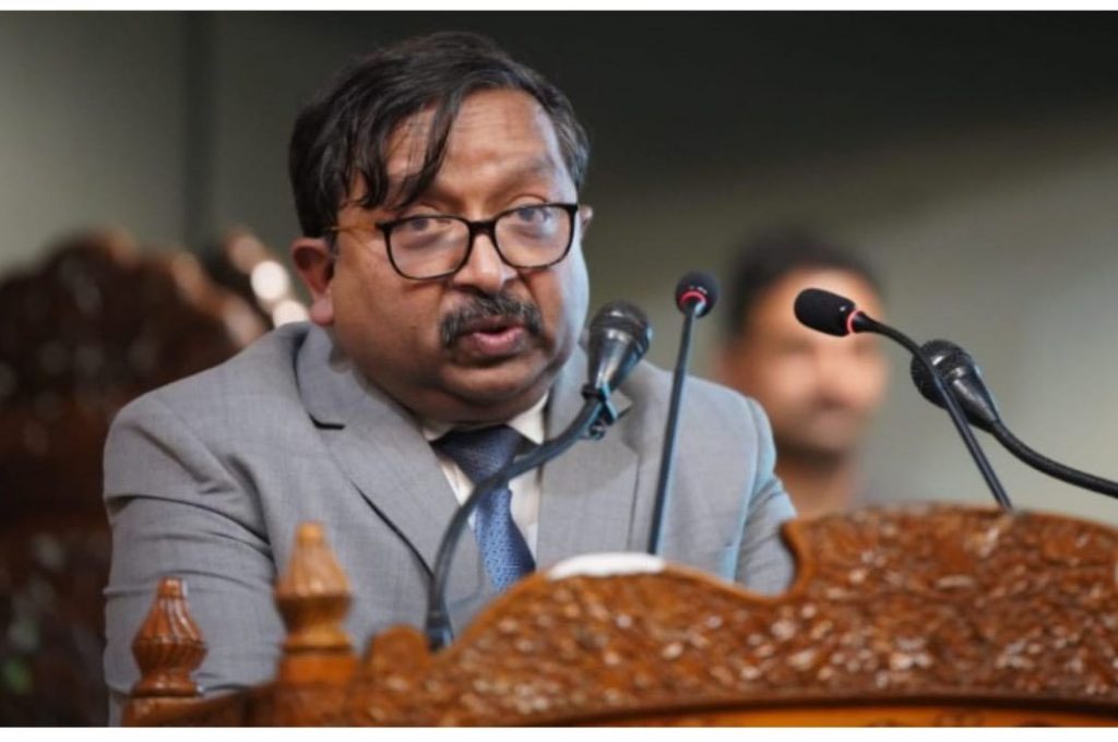 Jammu and Kashmir: धीरज गुप्ता को वित्तीय आयुक्त (अतिरिक्त मुख्य सचिव) के पद पर पुनः पदनामित किया गया