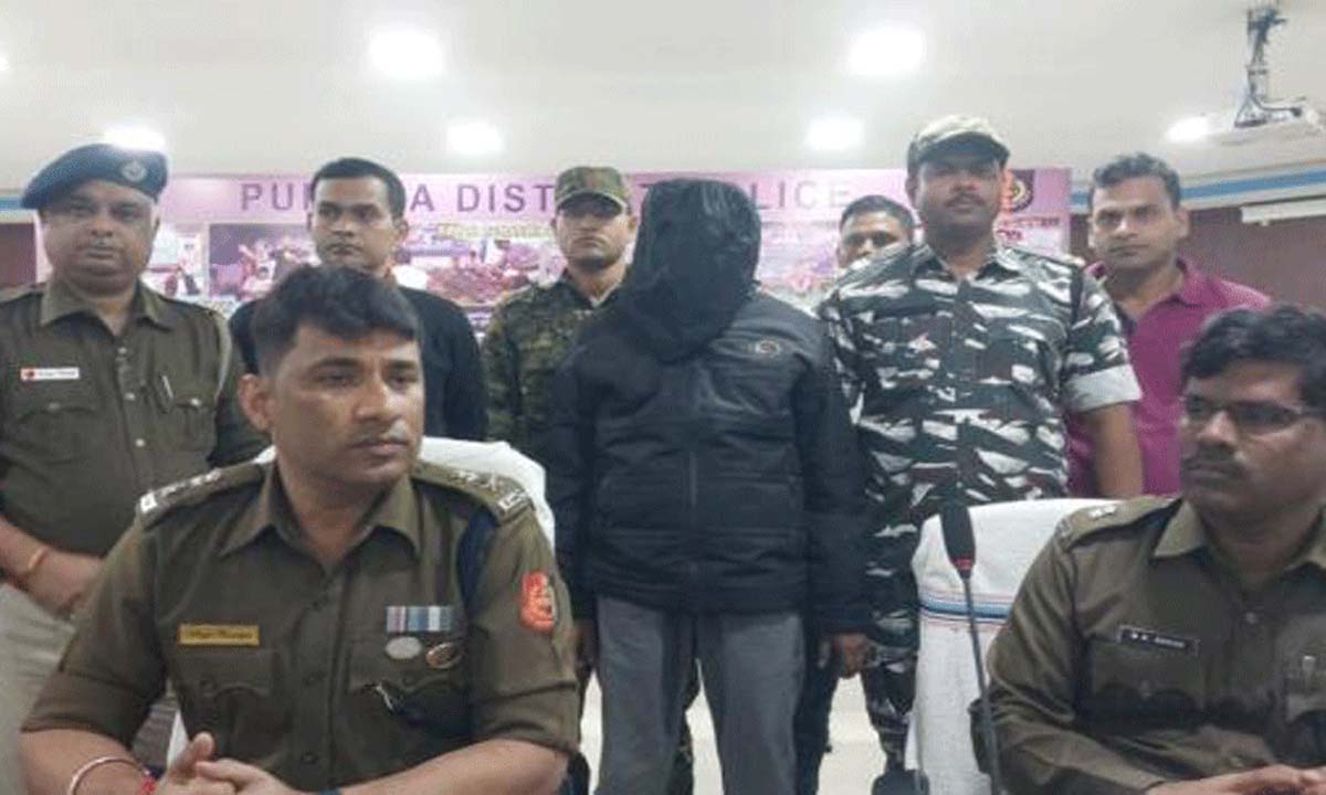 माओवादी केंद्रीय समिति के नेता सब्यसाची गोस्वामी को झारखंड के पास गिरफ्तार किया