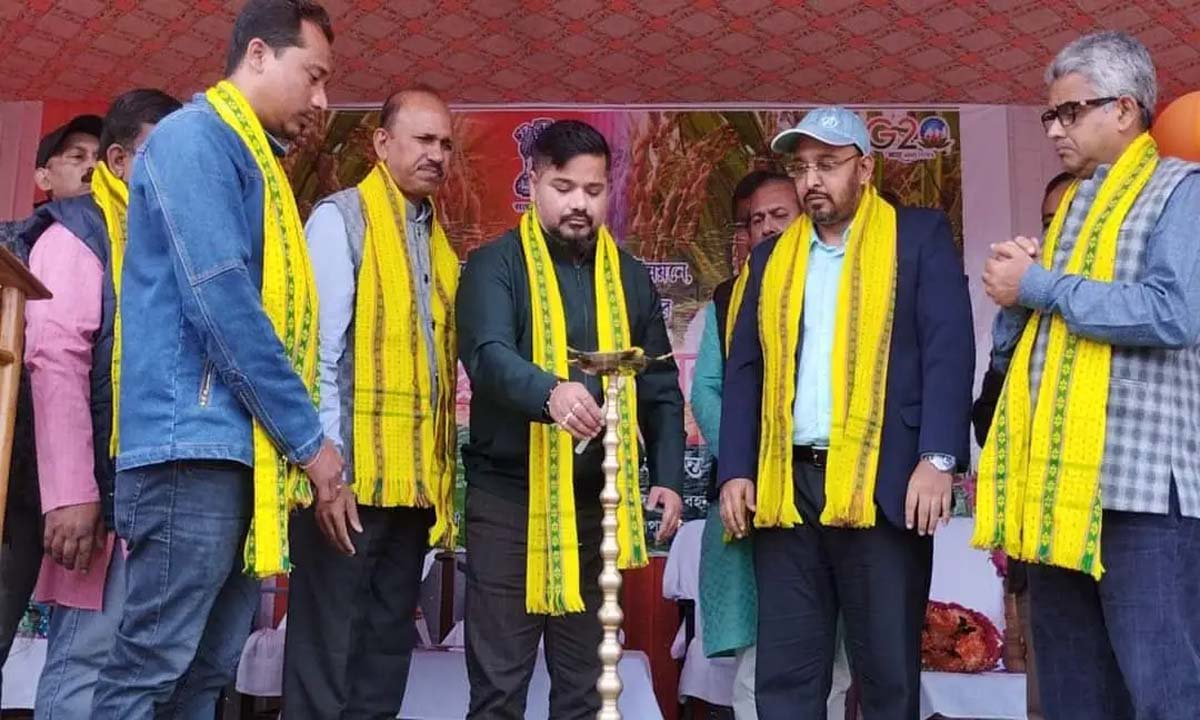 Tripura News: खाद्य मंत्री ने जिरानिया में धान खरीदी का शुभारंभ किया