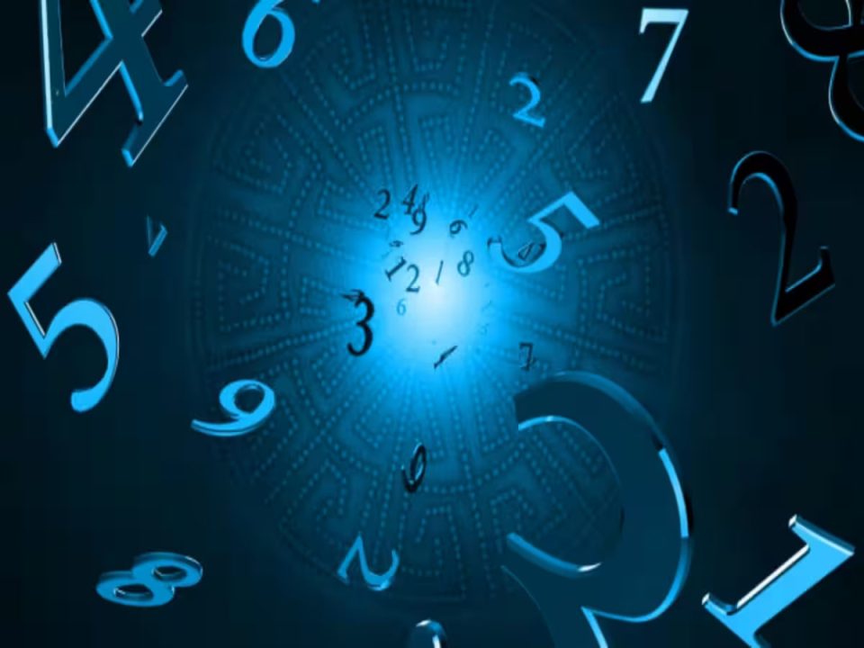 Numerology : इन बर्थ डेट वालों के लिए कल का दिन वरदान समान, रहेंगे मालामाल