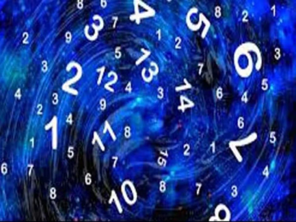 Numerology Horoscope : इन बर्थ डेट वालों की लाइफ में कल होंगे चमत्कारी बदलाव, मिलेगा सरप्राइज