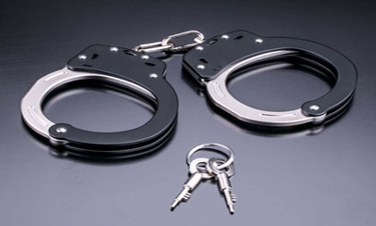 Hyderabad: पुलिस ने ऑनलाइन धोखाधड़ी, जालसाजी के आरोप में दो को गिरफ्तार किया