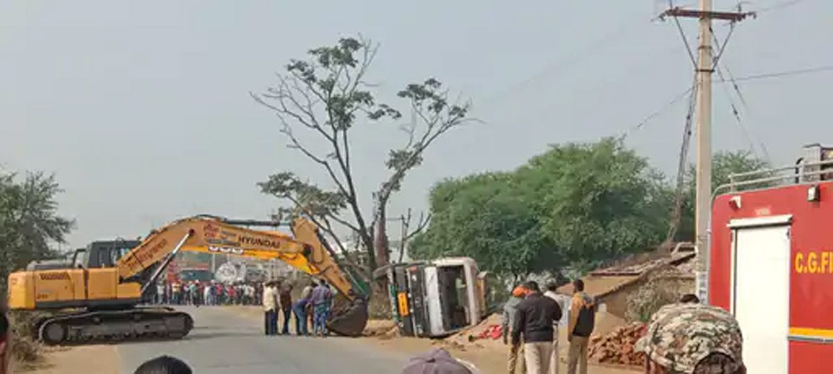 ऑयल टैंकर ने साइकिल सवार को लिया चपेट में, घायल