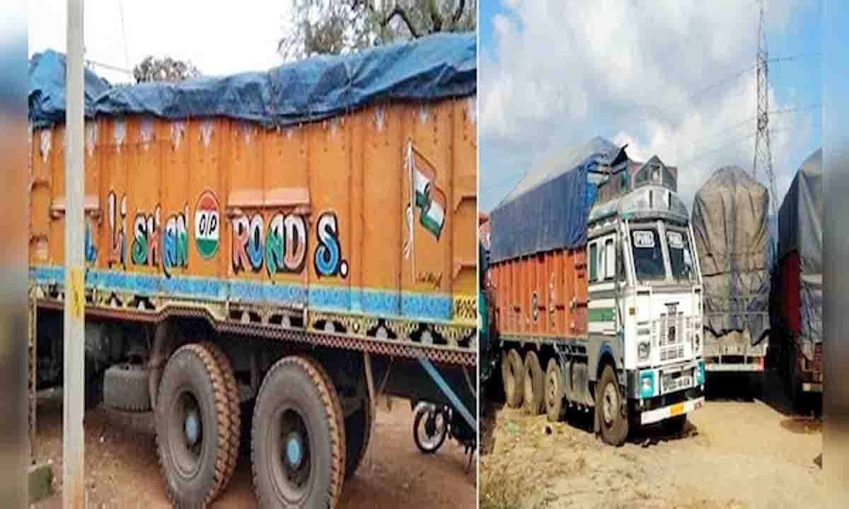 Hazaribagh : अवैध कोयला लदे दो ट्रक जब्त, बनारस की मंडी ले जाया जा रहा था