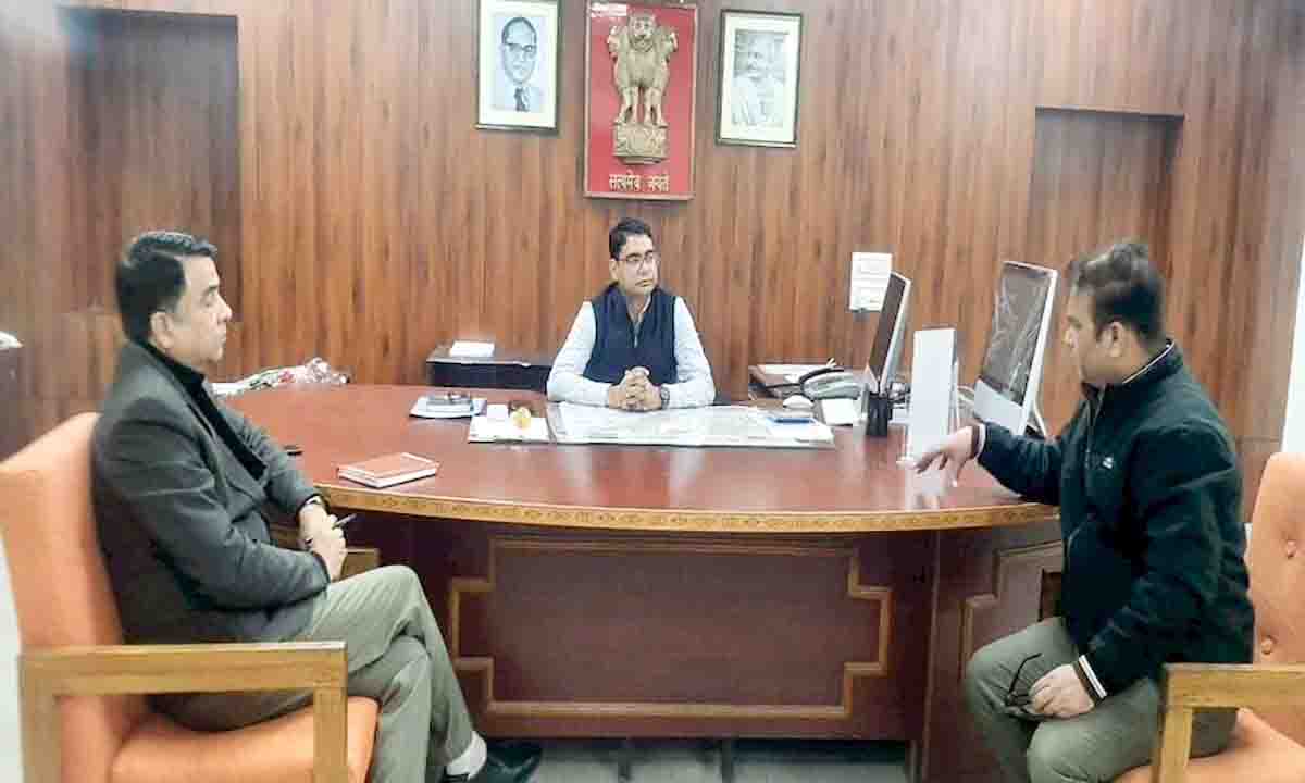 डूंगरपुर जिला कलक्टर अंकित कुमार सिंह आज होंगे राज्यपाल के हाथों सम्मानित करौली जिला कलक्टर