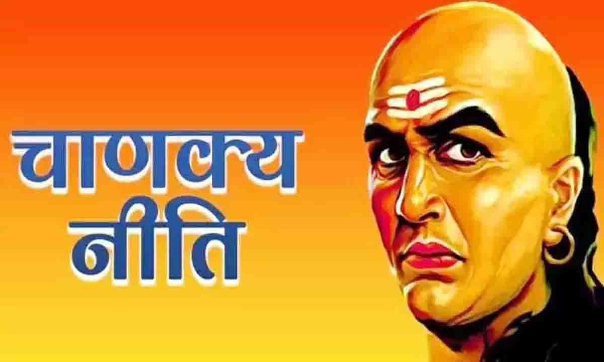 Chanakya Niti : 4 लोगों से भूलकर भी न करें बहस,बड़ा नुकसान