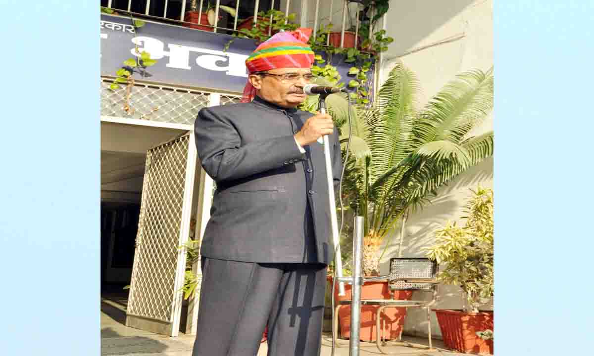 Jaipur : पशुपालन विभाग में मनाया गया 75वां गणतंत्र दिवस - निदेशक भवानी सिंह राठौड़ ने फहराया राष्ट्रीय ध्वज