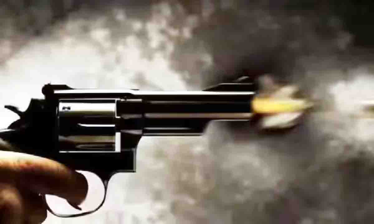 Bihar Crime : रात को घर में घुसकर बदमाशों ने सो रहे बुजुर्ग को मारी गोली, पुलिस जांच में जुटी