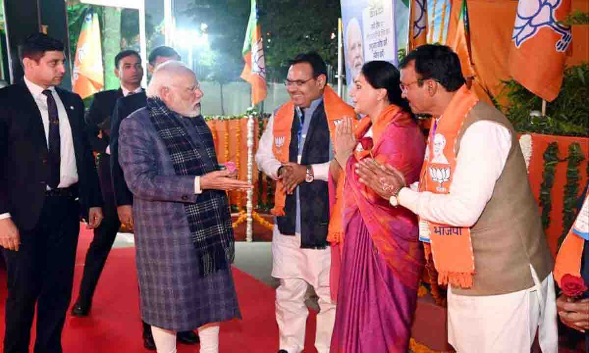 Jaipur : केन्द्र सरकार की जनकल्याणकारी योजनाओं का प्रदेश में होगा प्रभावी क्रियान्वयन - वर्तमान में संचालित इंदिरा रसोई