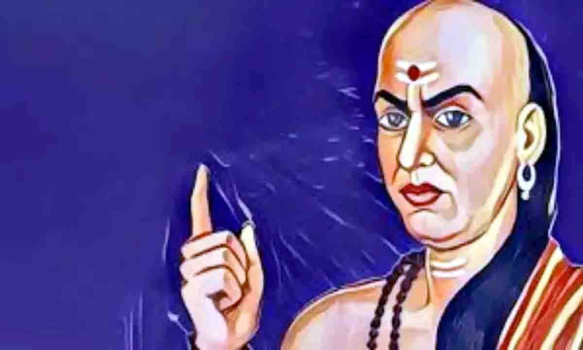 astrology news : संकट काल में आचार्य चाणक्य की नई 5 बातो का रखे ध्यान