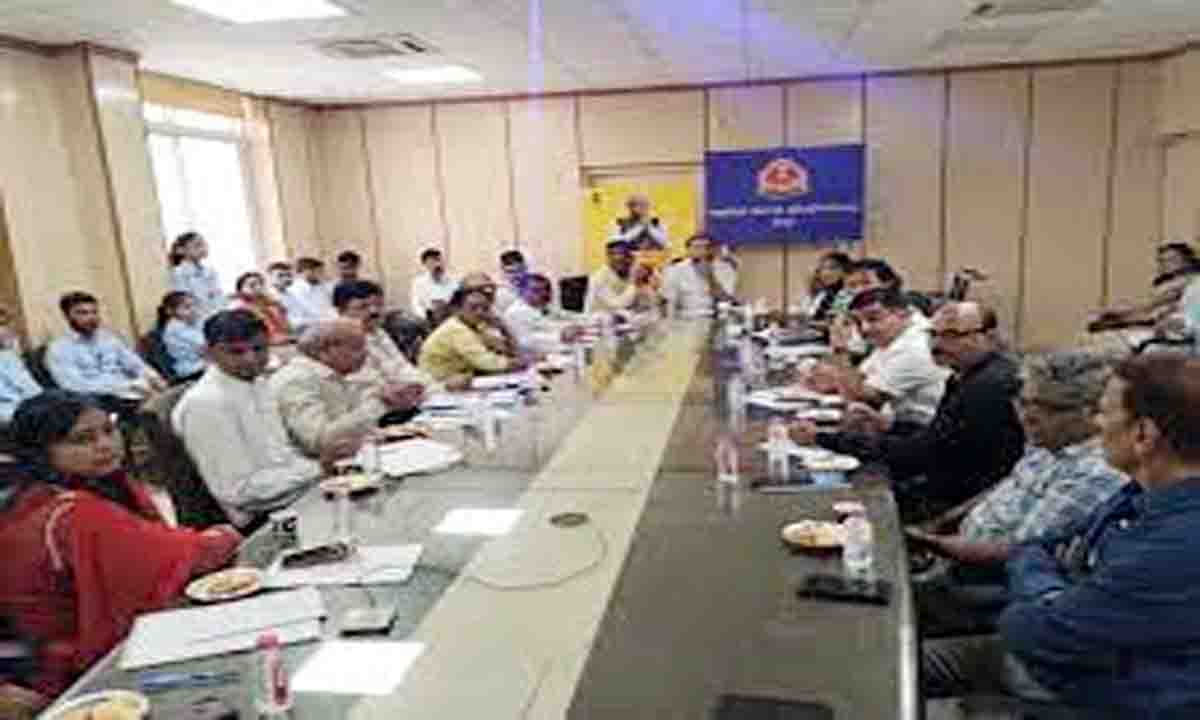 Jaipur : आमजन से प्राप्त शिकायतों का निस्तारण पारदर्शिता के साथ त्वरित गति से हो -पंचायती राज मंत्री