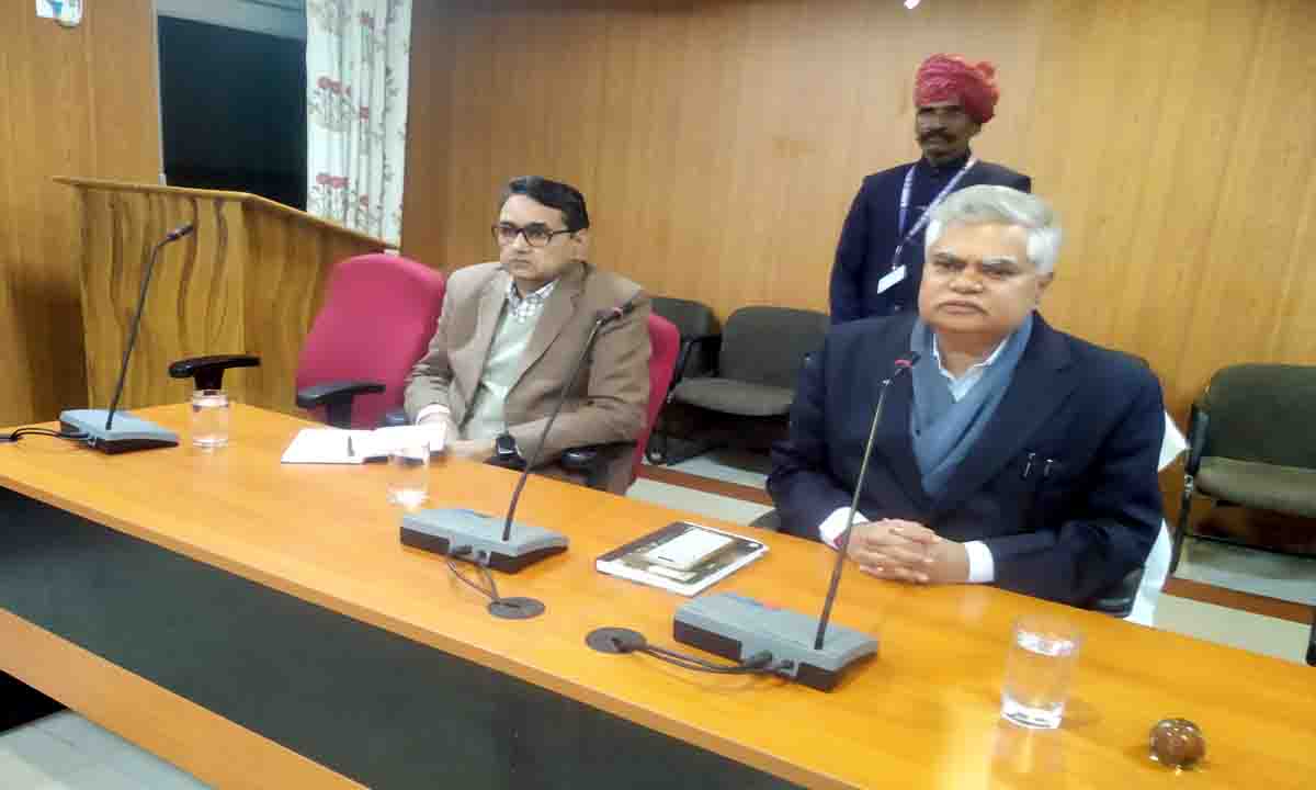 Jaipur : राजस्व मंडल अध्यक्ष ने ली महत्वपूर्ण बैठक बार व बेंच बेहतर समन्वय से करें प्रकरणों का त्वरित निस्तारण
