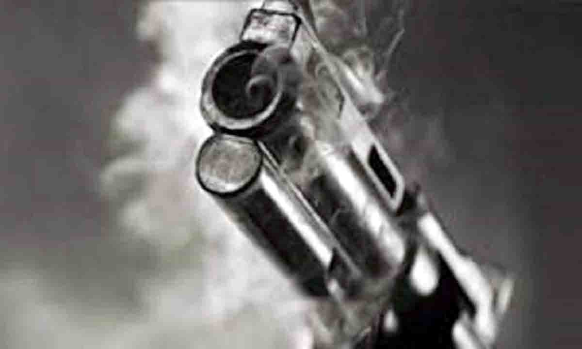 Punjab : सांबा में हत्या कर अमृतसर में छिपे थे दो आरोपी, पुलिस पर चलाई गोली, एक पुलिस कर्मी घायल