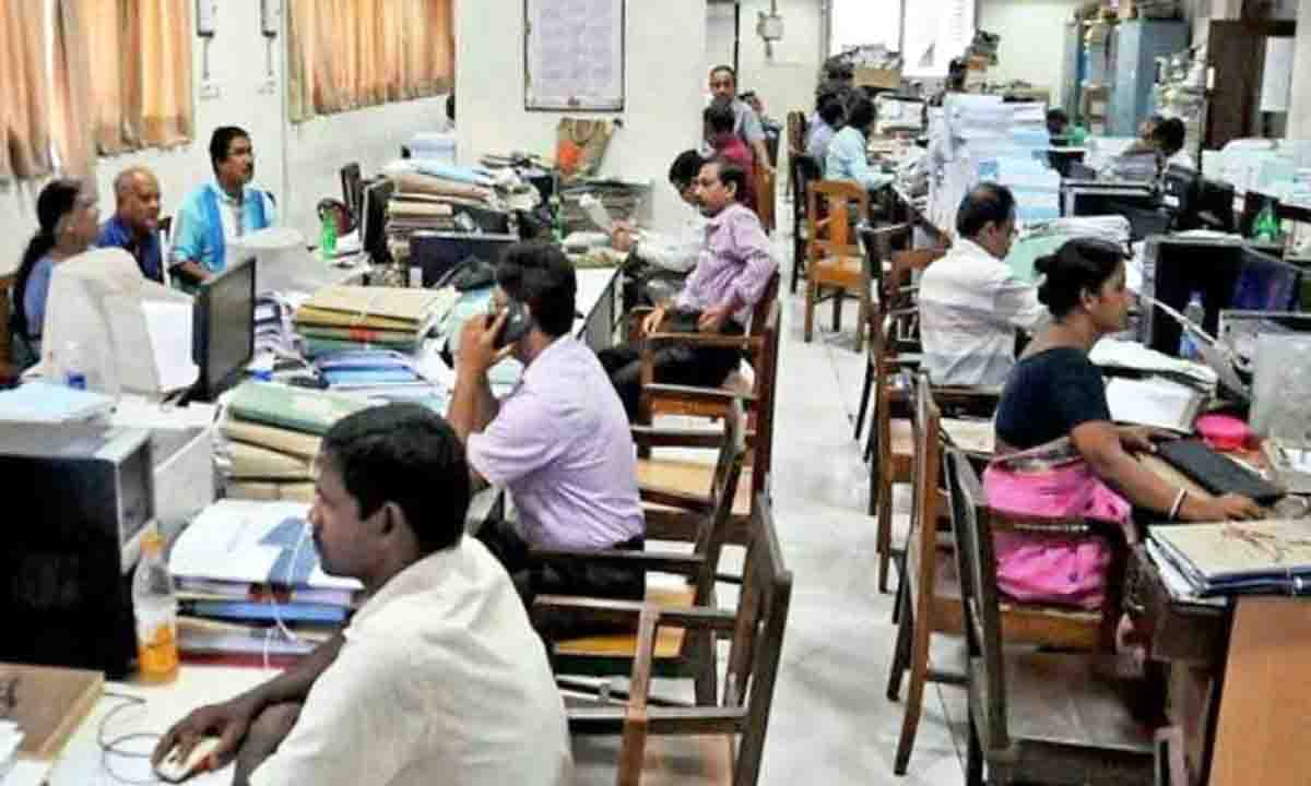 Dausa : विभागों, कायार्यलयों में कार्यरत अधिकारियों एवं कर्मचारियों की सूचना हेतु मीटिंग का आयोजन 18 जनवरी को