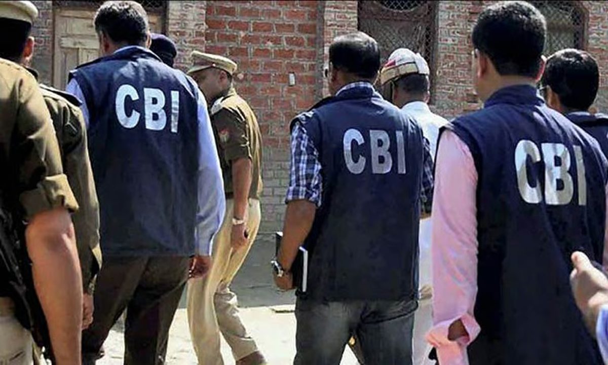 पेपर लीक मामले में CBI ने 12 स्थानों पर तलाशी ली