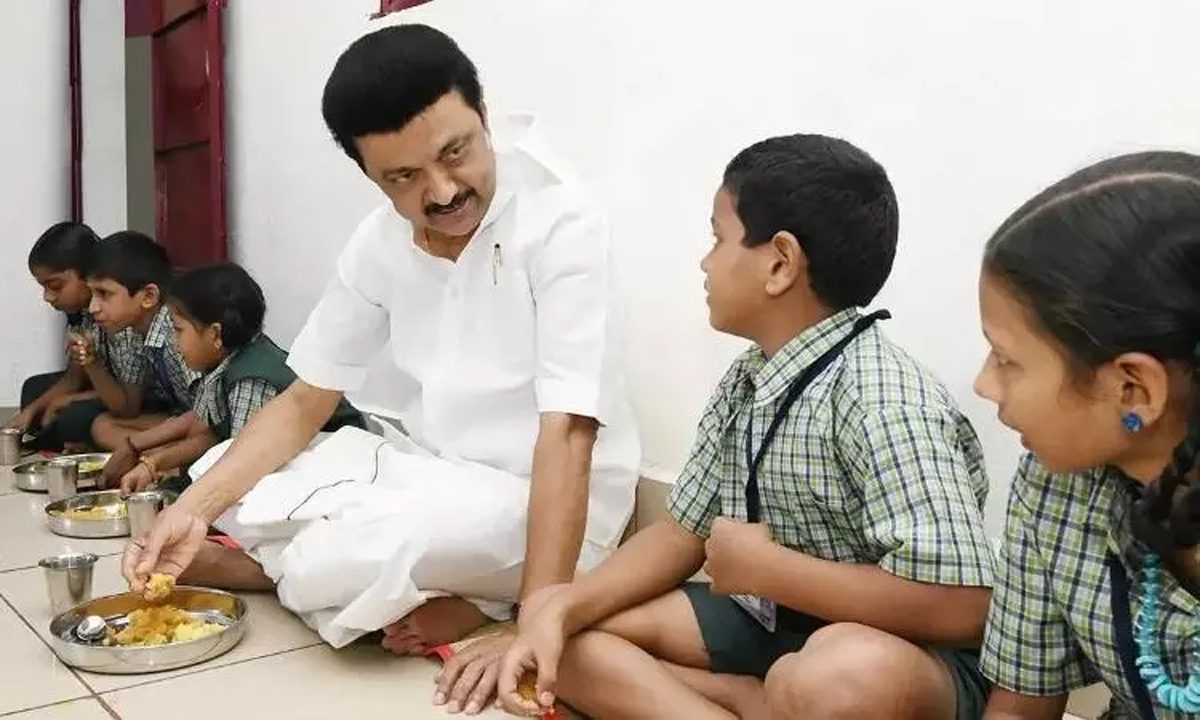 CM स्टालिन ने नाश्ता योजना की सराहना की