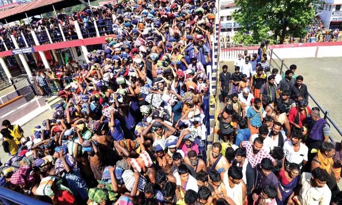 अयप्पा भक्तों ने बैरी नरेश की गिरफ्तारी की मांग की