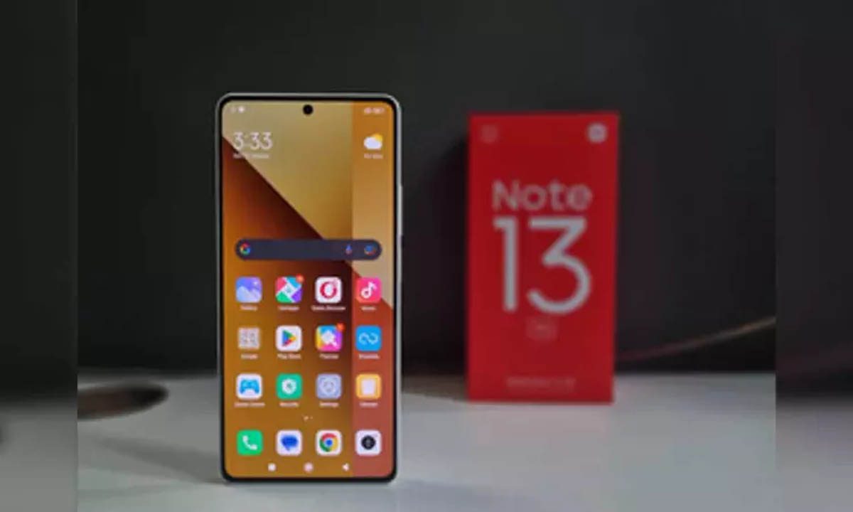 Redmi Note 13: स्टाइलिश डिजाइन वाला एक बेहतरीन मिड-रेंज स्मार्टफोन