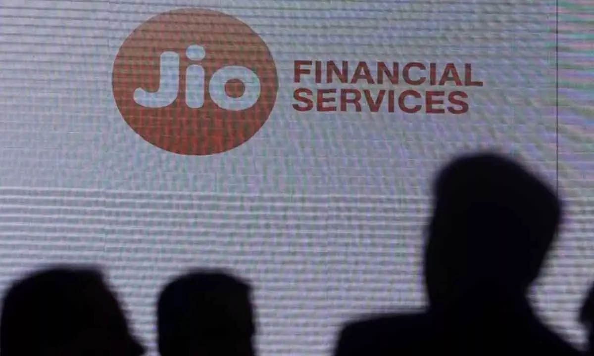 तीसरी तिमाही की कमाई के बाद जियो फाइनेंशियल के शेयर 7% गिरे