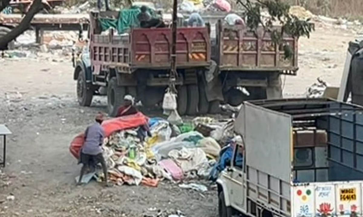 अंधेरी आरटीओ या कचरा डंप?, निवासियों ने जताई चिंता