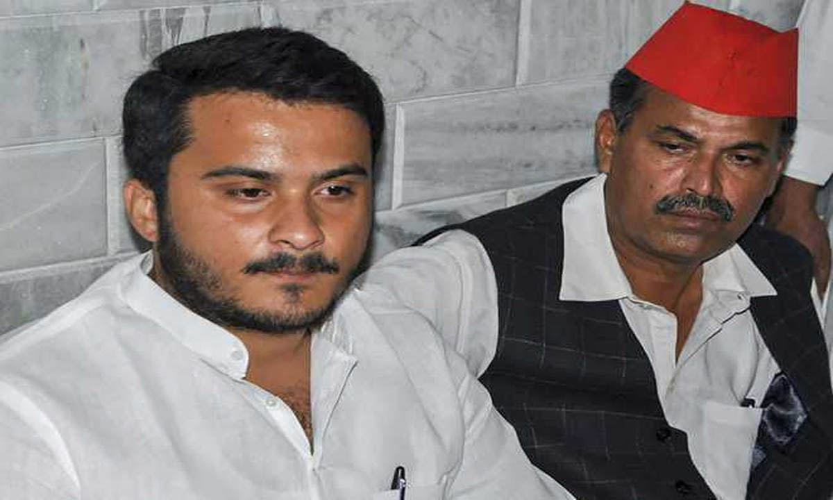 समाजवादी पार्टी नेता आजम खान के बेटे पर FIR दर्ज