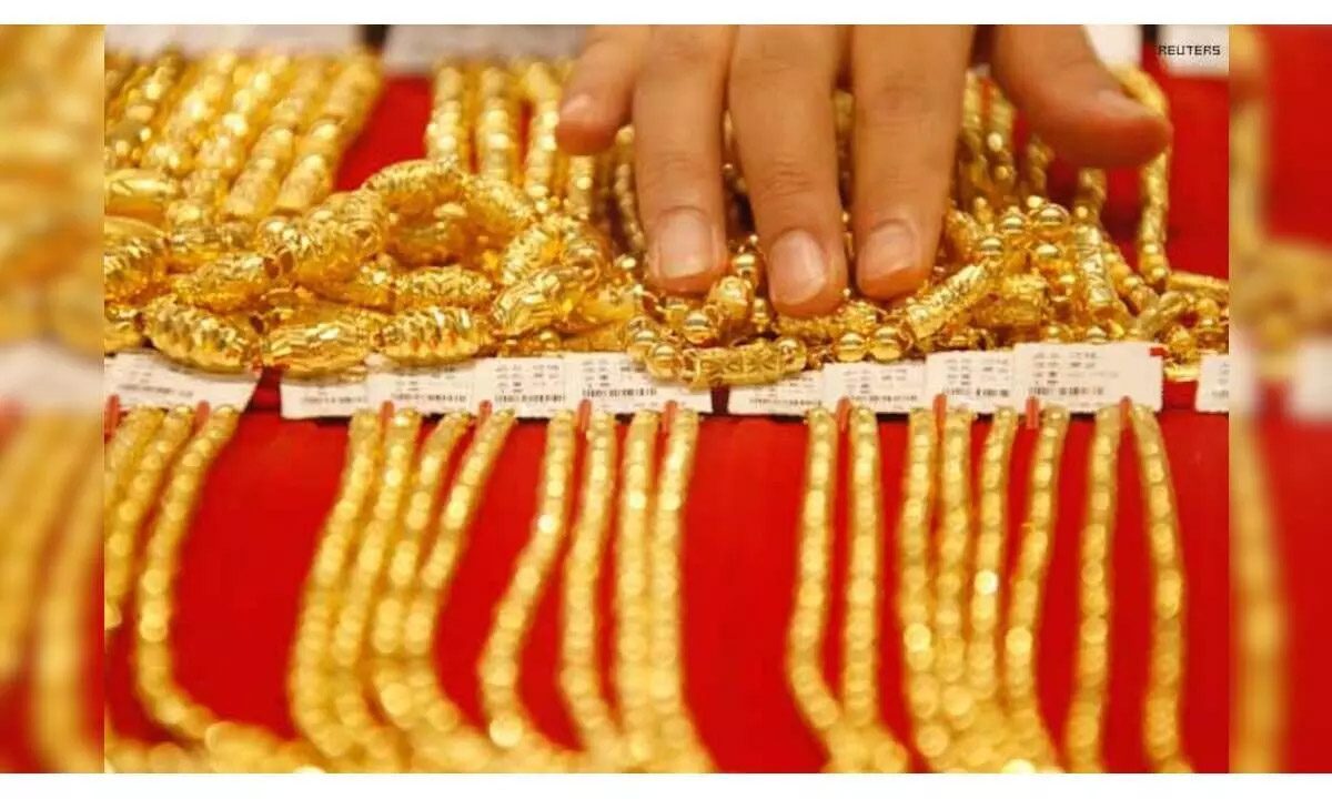 सरकार ने सोने और चांदी के सिक्कों, आभूषणों पर आयात शुल्क बढ़ाया