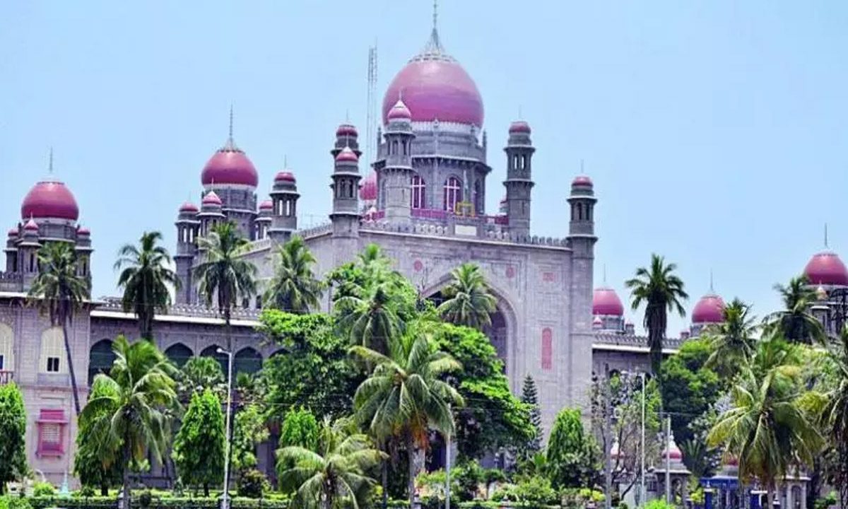 लाइसेंस प्राप्त स्टॉल मालिकों और पार्किंग स्थल को MGBS, HC से RTC तक जारी रहने दें