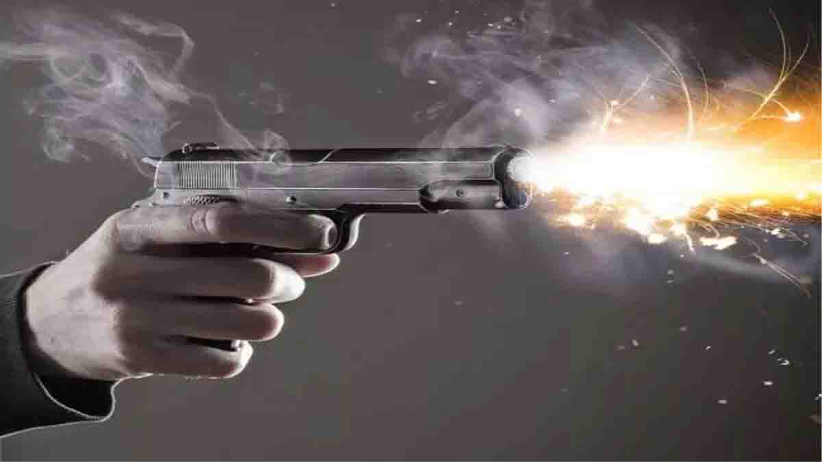 फायरिंग करके इलाके में फैलाई दहशत, 6 आरोपी गिरफ्तार