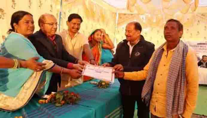 केंद्र सरकार की योजनाओं का अधिक लाभ लेने लोगों को किया गया प्रेरित