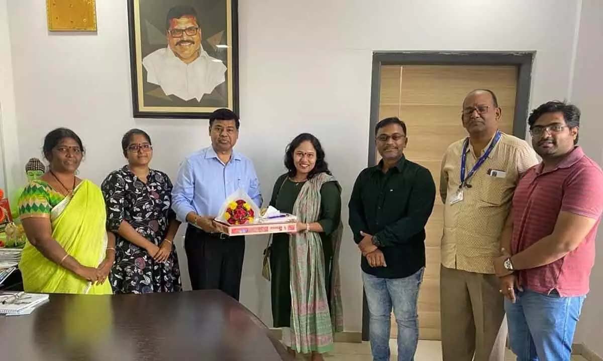 APSOLUT संस्थापकों ने एसआईटीएएम का दौरा किया