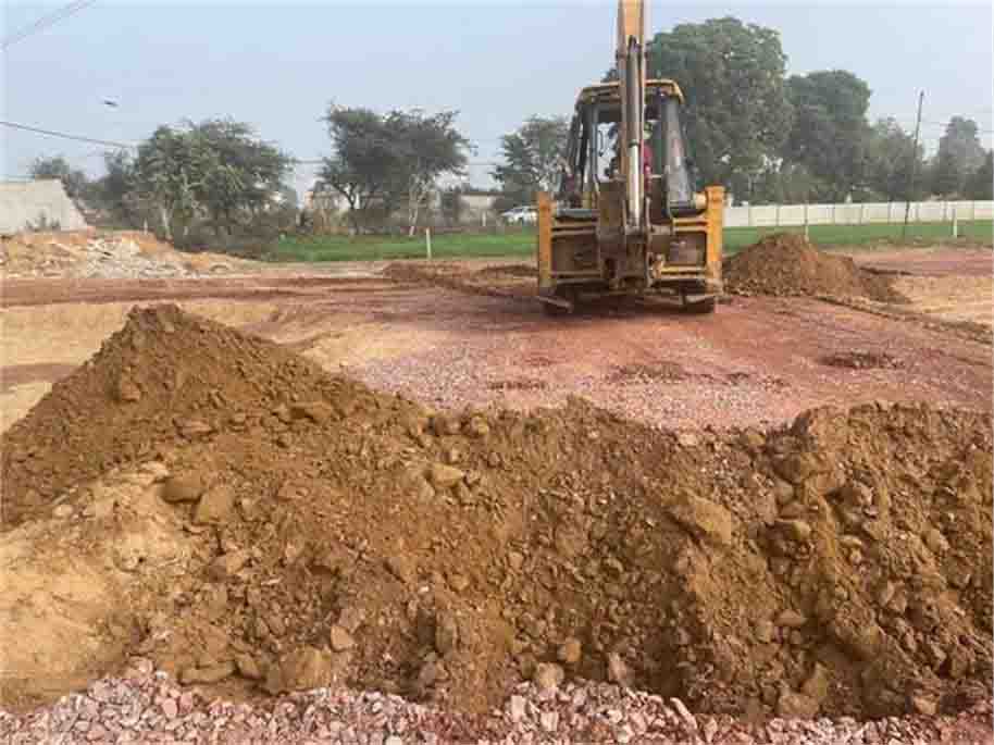 अवैध कॉलोनियों पर चला डीटीपी का पीला पंजा