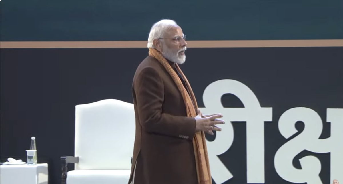 पीएम मोदी ने की सुकमा की छात्रा उमेश्वरी से चर्चा, देखें कार्यक्रम का प्रसारण