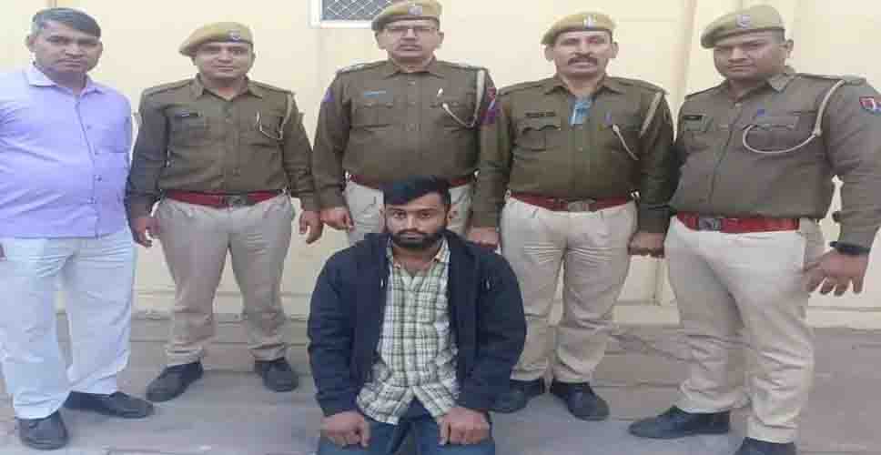 फरार 50 हजार का इनामी ड्रग तस्कर गिरफ्तार, पिस्टल बरामद