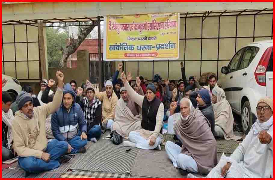 पटवारियों की हड़ताल जारी, तहसीलों में भटकते रहे लोग