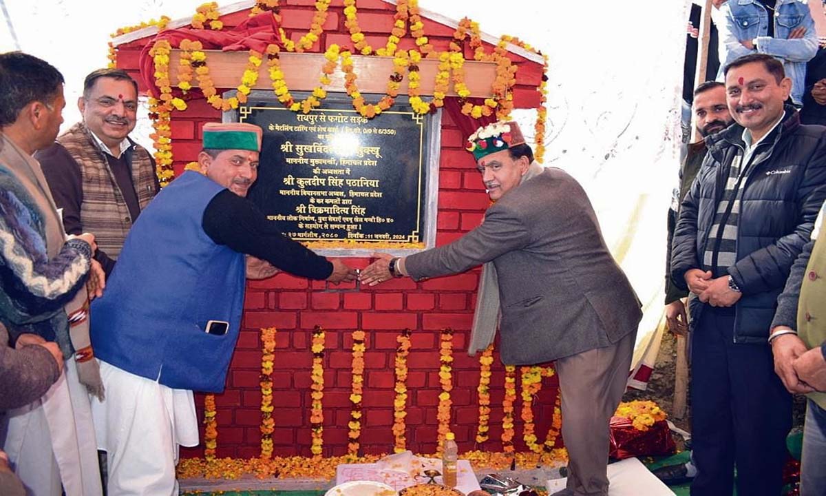 भट्टियात में 23 संपर्क सड़कों पर काम चल रहा