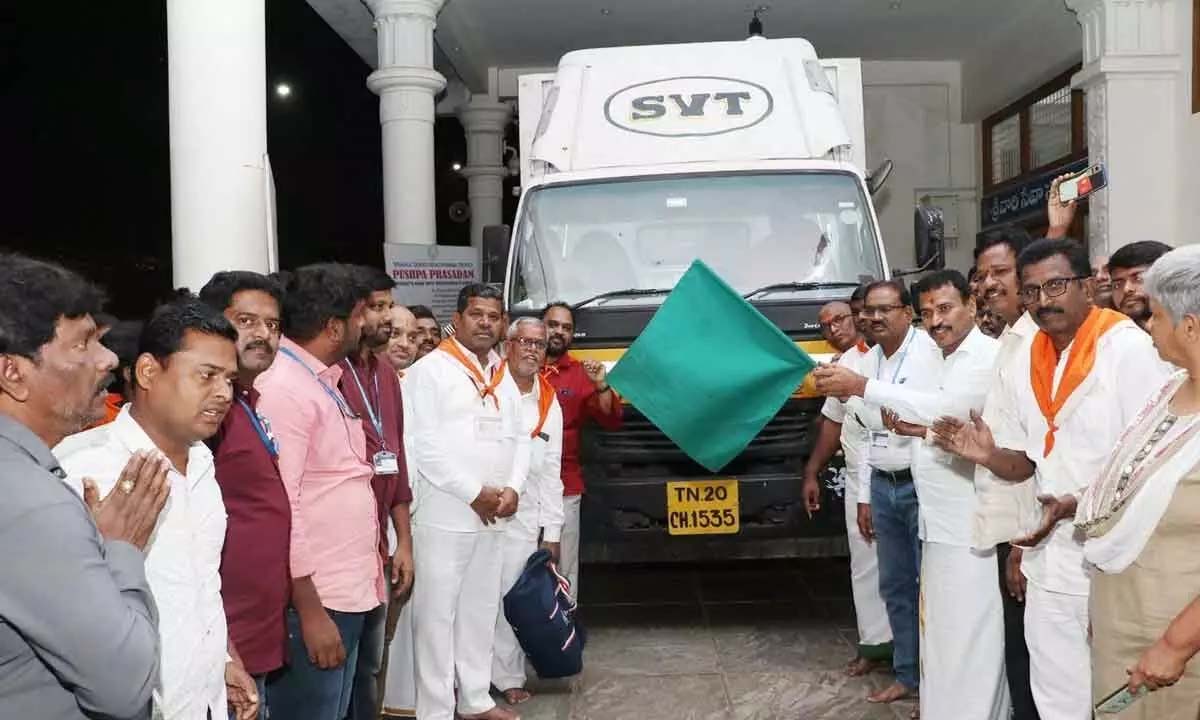श्रीवारी लड्डू अयोध्या भेजा गया