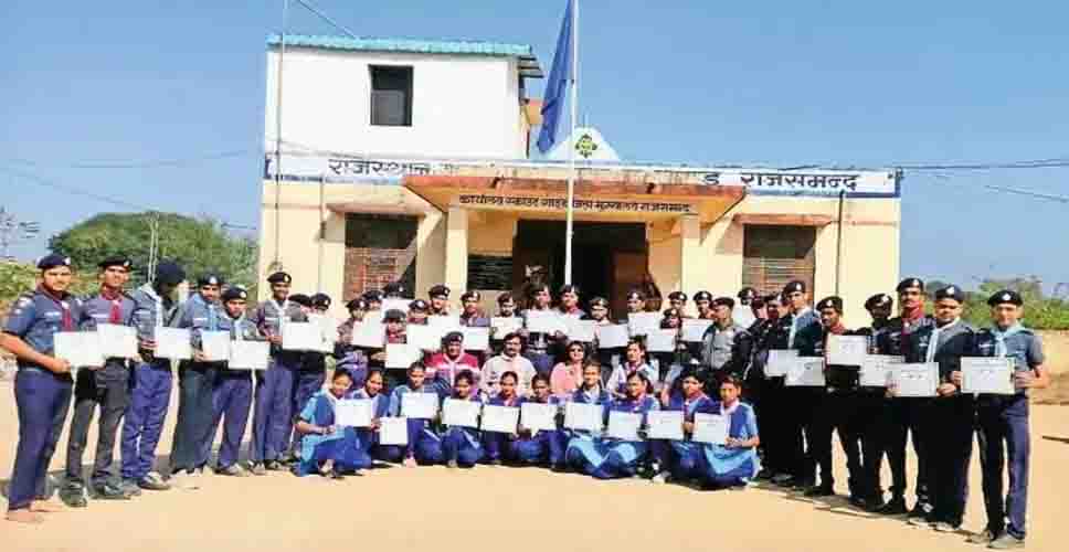 तीन दिवसीय शिविर में स्काउटर्स ने किया गोरम घाट की घाटियों का भ्रमण