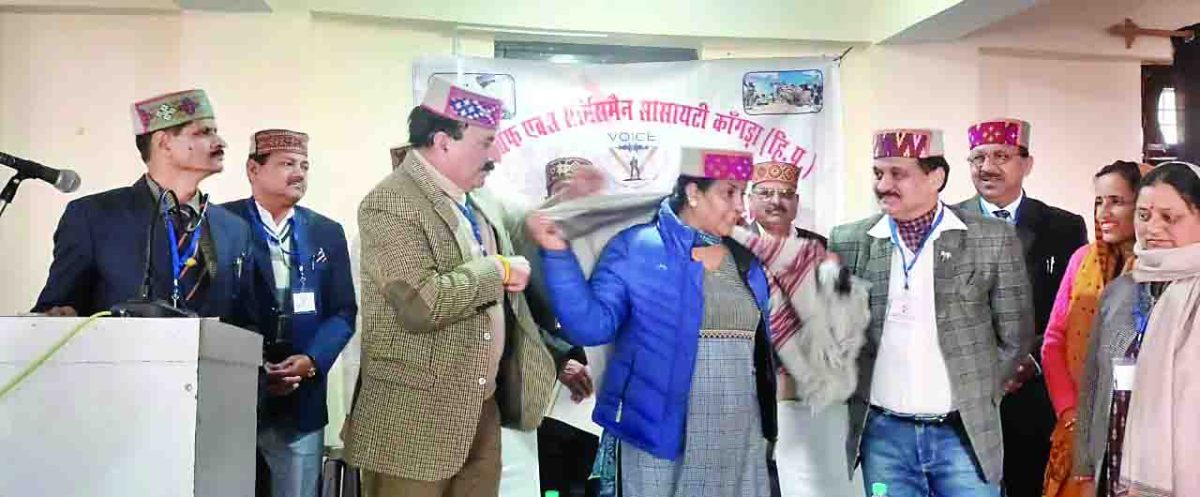 इंदु गोस्वामी ने नवाजीं 75 पार की वीर-नारियां