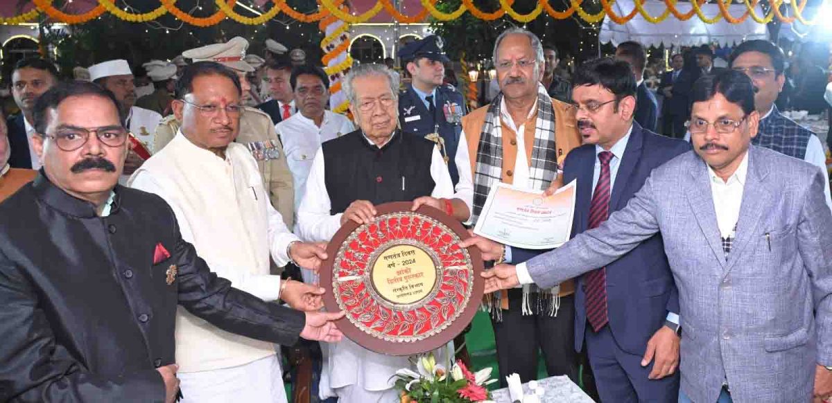 गणतंत्र दिवस के अवसर पर राजभवन में स्वागत समारोह सम्पन्न