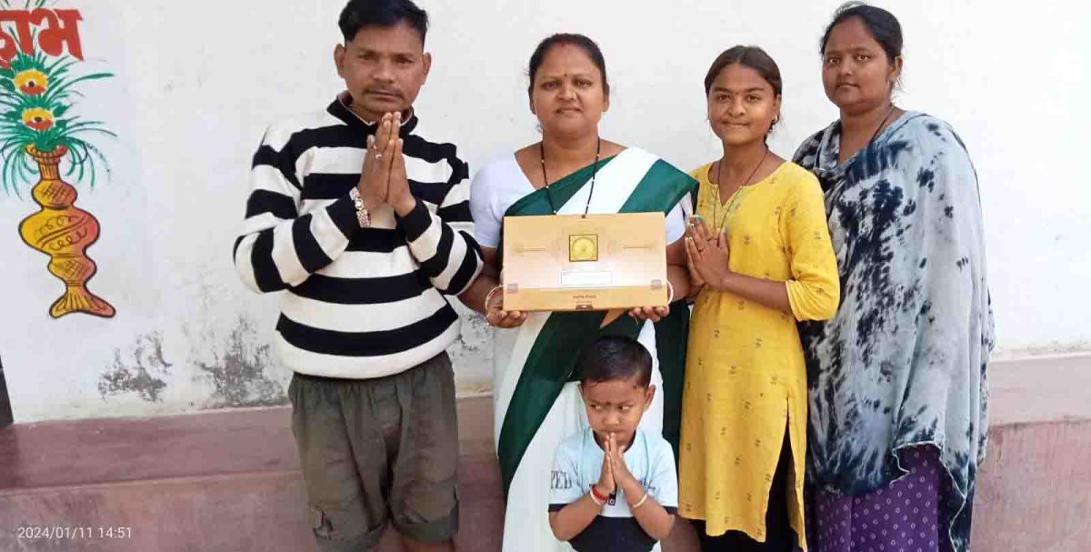 700 शवों का पोस्टमॉर्टम करने वाली संतोषी को मिला प्राण-प्रतिष्ठा समारोह का आमंत्रण