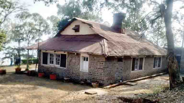 एनएच बनने के बाद भी गांव को भूल गया महकमा