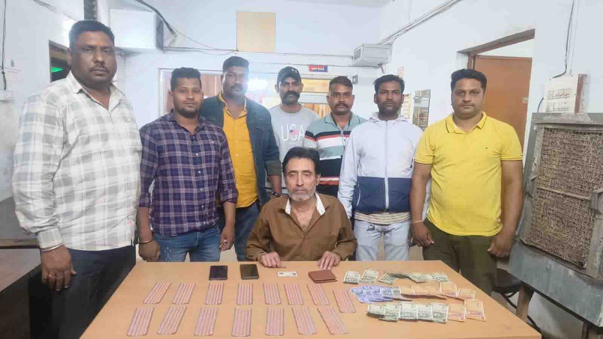 लाखों के नशीले टेबलेट बेचने वाला तस्कर गिरफ्तार