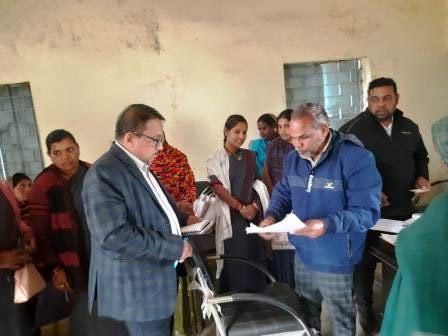 ग्राम पंचायतों में लगाये गये आयुष्मान कार्ड मेगा शिविर का किया निरीक्षण