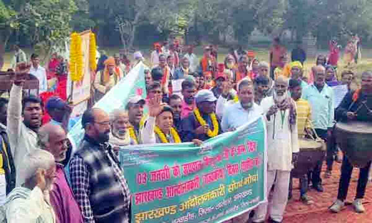 Ranchi : आठवें दिन वार्ता के बाद खुला RU के EDPC का ताला