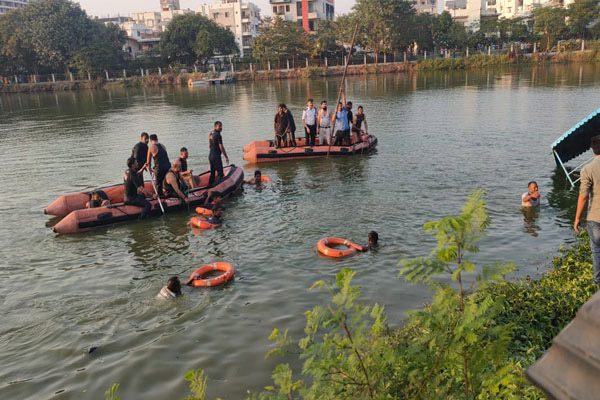 वडोदरा नाव हादसे में कई बड़े खुलासे, पढ़े पूरी खबर