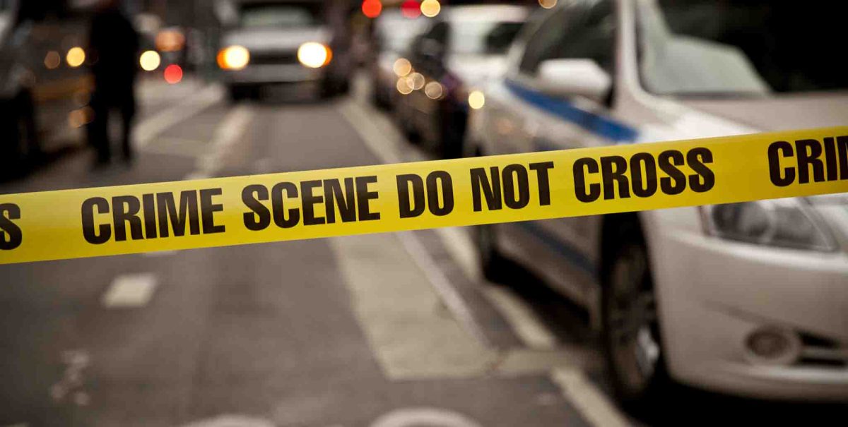 कुख्यात अपराधी को पकड़ने गई पुलिस टीम पर हमला, एक पुलिसकर्मी घायल